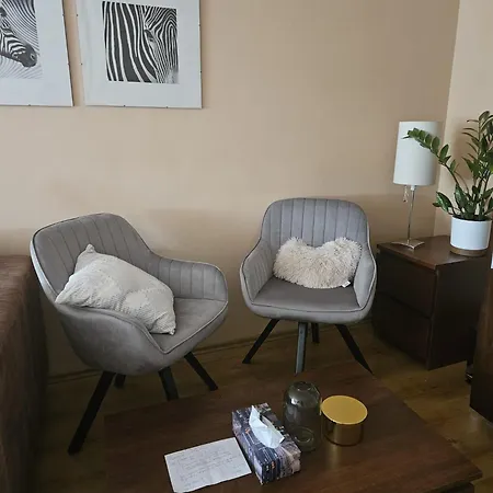 Apartment Gracious Shared